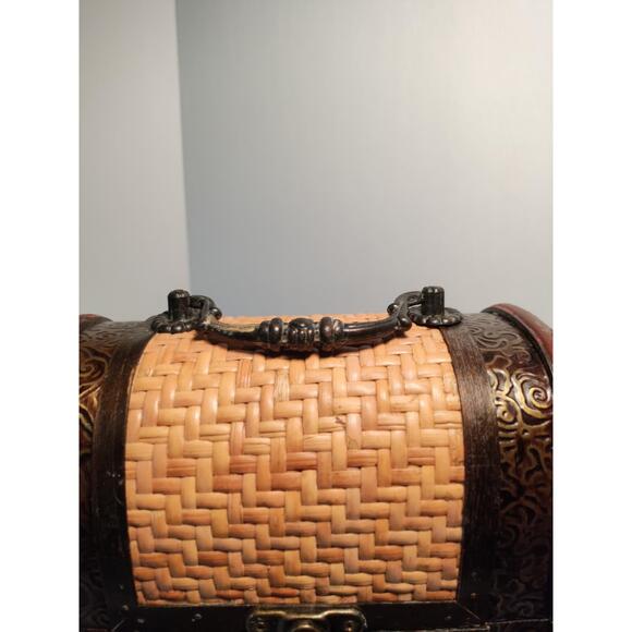 Unbranded 2 Bottle Wine Box Wood Distressed Curved Case With Handle - Picture 15 of 16